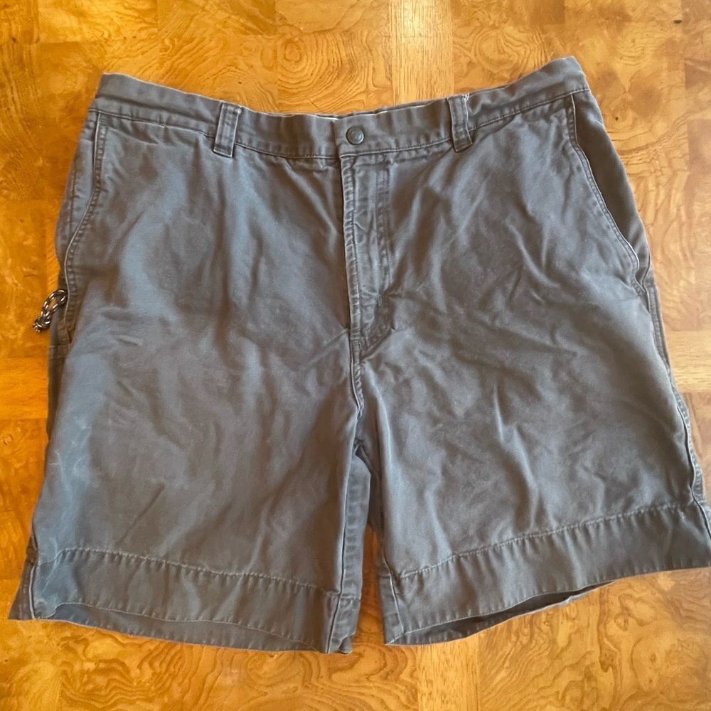 COLUMBIA SPORTSWEAR Rugged Short!
